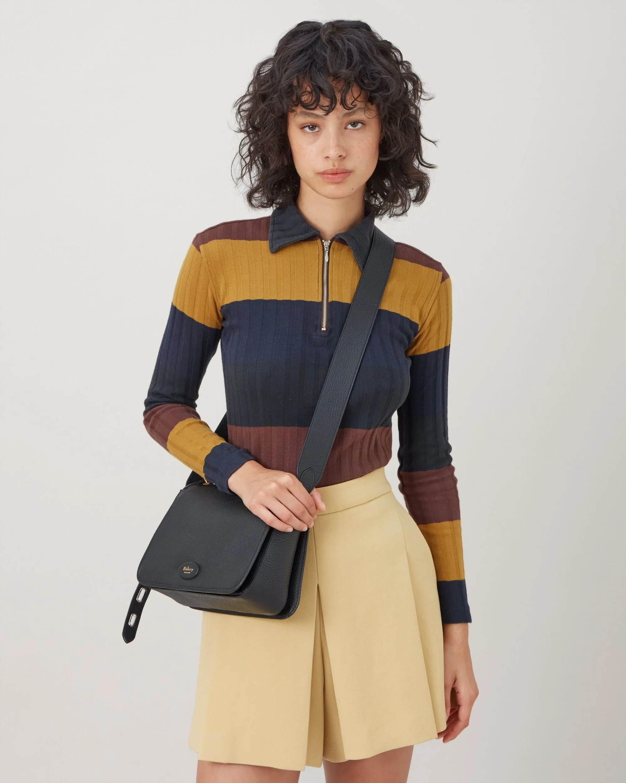 Billie Small Classic Grain (Black)