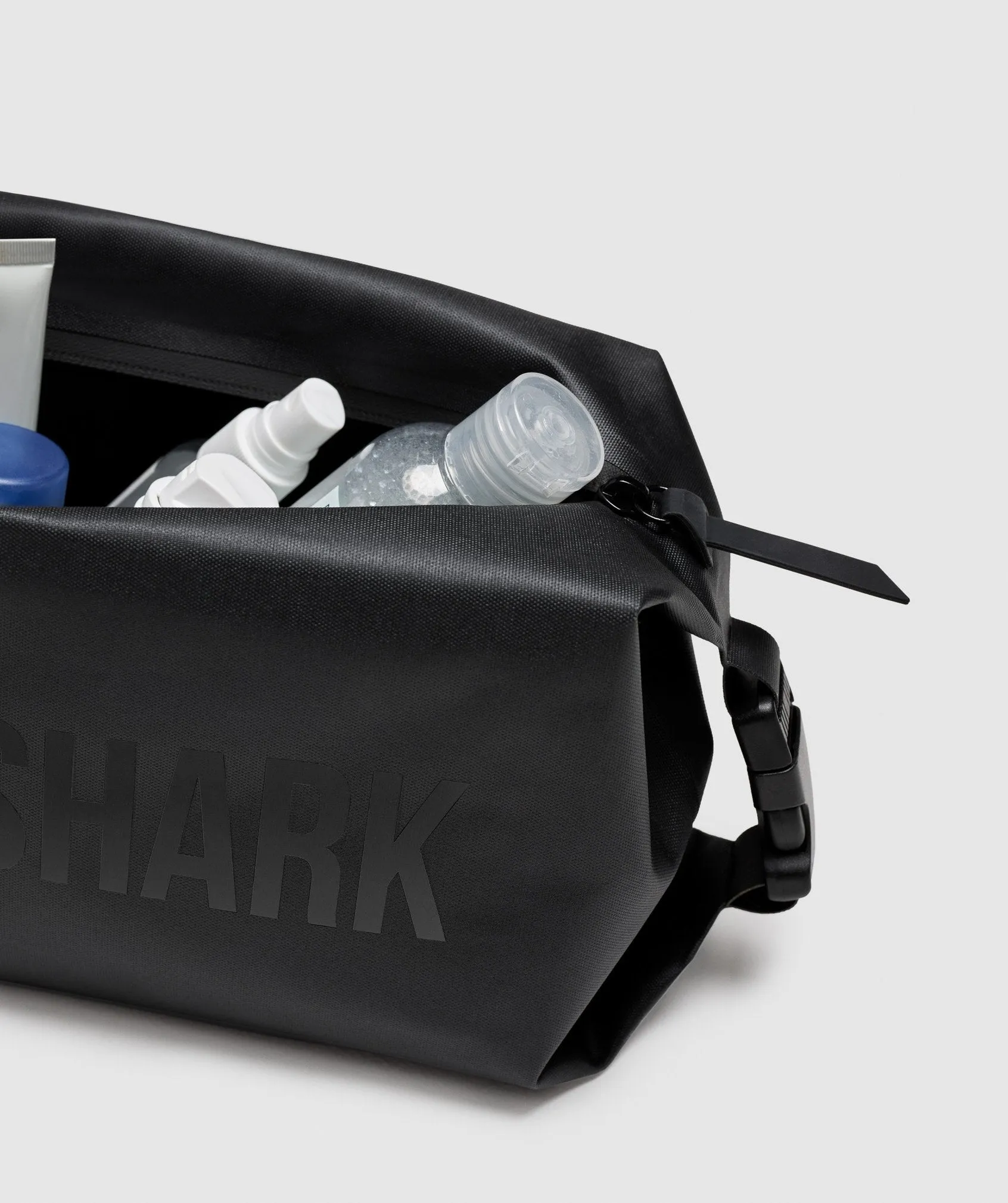 Gymshark X-Series Toiletry Bag - Black