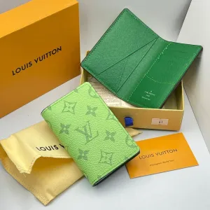 Luxury Wallets - LOV - 6049