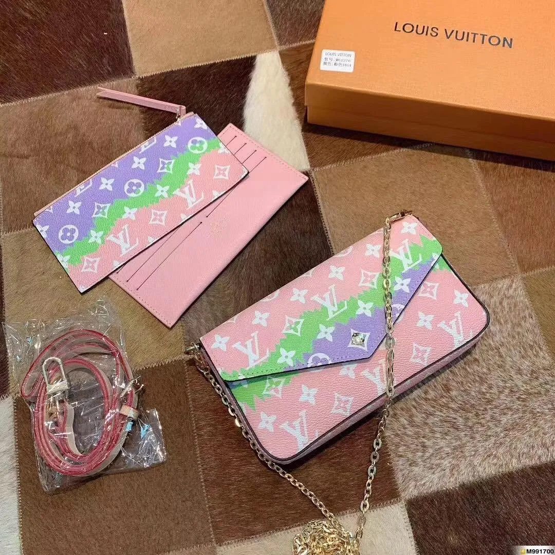 Luxury Wallets - LOV - 6056