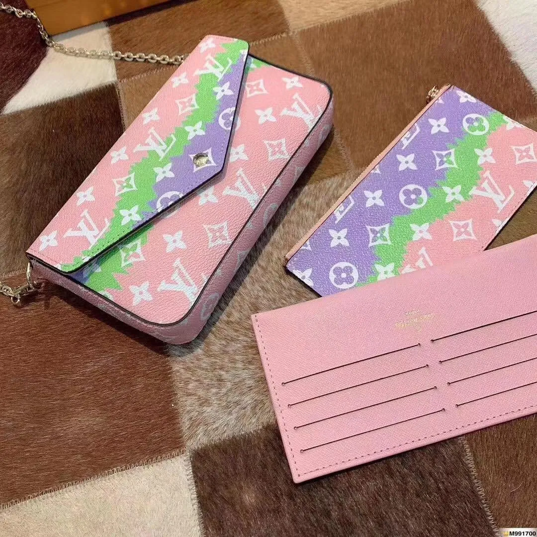 Luxury Wallets - LOV - 6056
