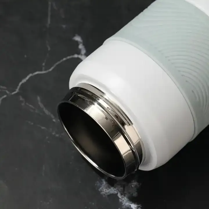 Sparkling Stainless Steel Vacuum Water Bottle - Stylish & Leakproof Design