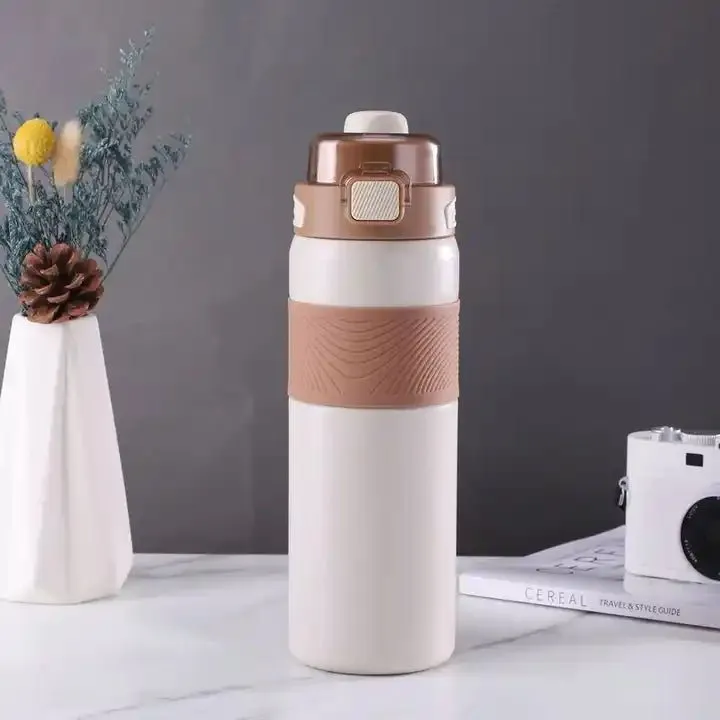 Sparkling Stainless Steel Vacuum Water Bottle - Stylish & Leakproof Design