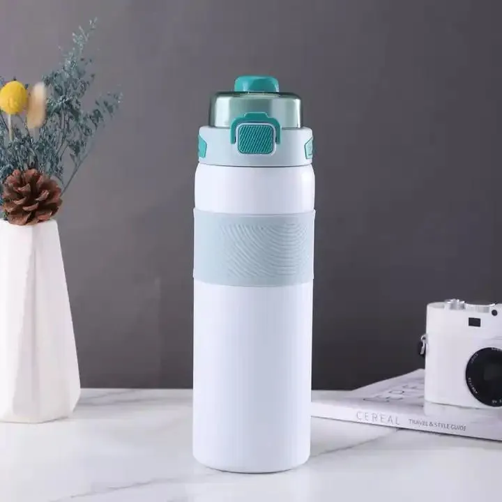 Sparkling Stainless Steel Vacuum Water Bottle - Stylish & Leakproof Design